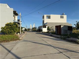 Bán lô góc đối diện công viên nguyễn công bình, khánh hòa