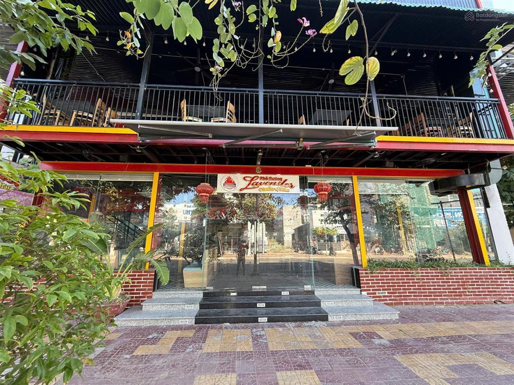 Cơ hội vàng nhà hàng 3 mặt tiền đường hoàng diệu k1, dòng tiền sẵn