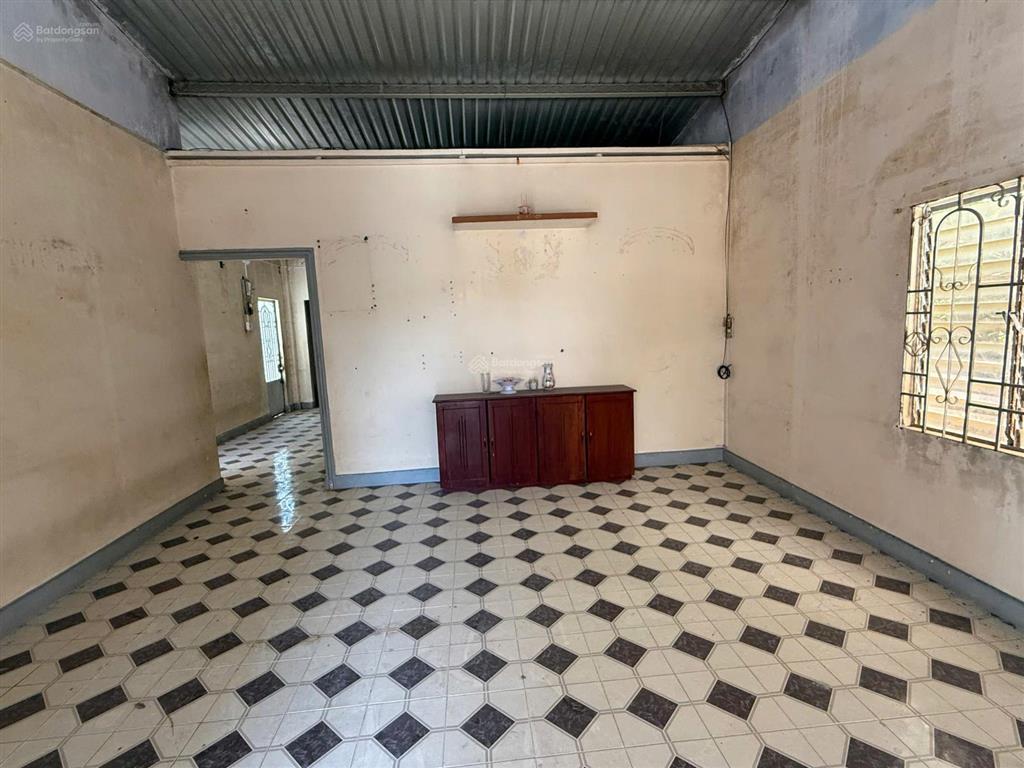 Bán đất tặng nhà cấp 4 ngay trung tâm phan rang