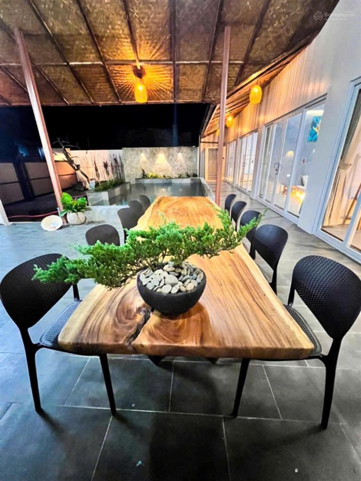 Bán villa vĩnh hy  dòng tiền sẵn 800 triệu 1 tỷ/năm