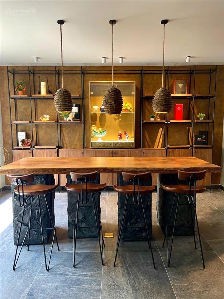 Cho thuê biệt thự saigon đảo kim cương quận 2. full nội thất cao cấp  14*20m  1 hầm 1 trệt 3 lầu