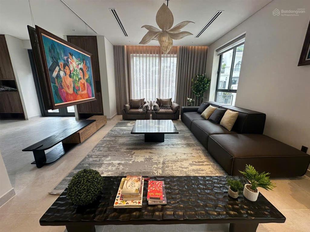 Cho thuê biệt thự saigon đảo kim cương quận 2. full nội thất cao cấp  14*20m  1 hầm 1 trệt 3 lầu