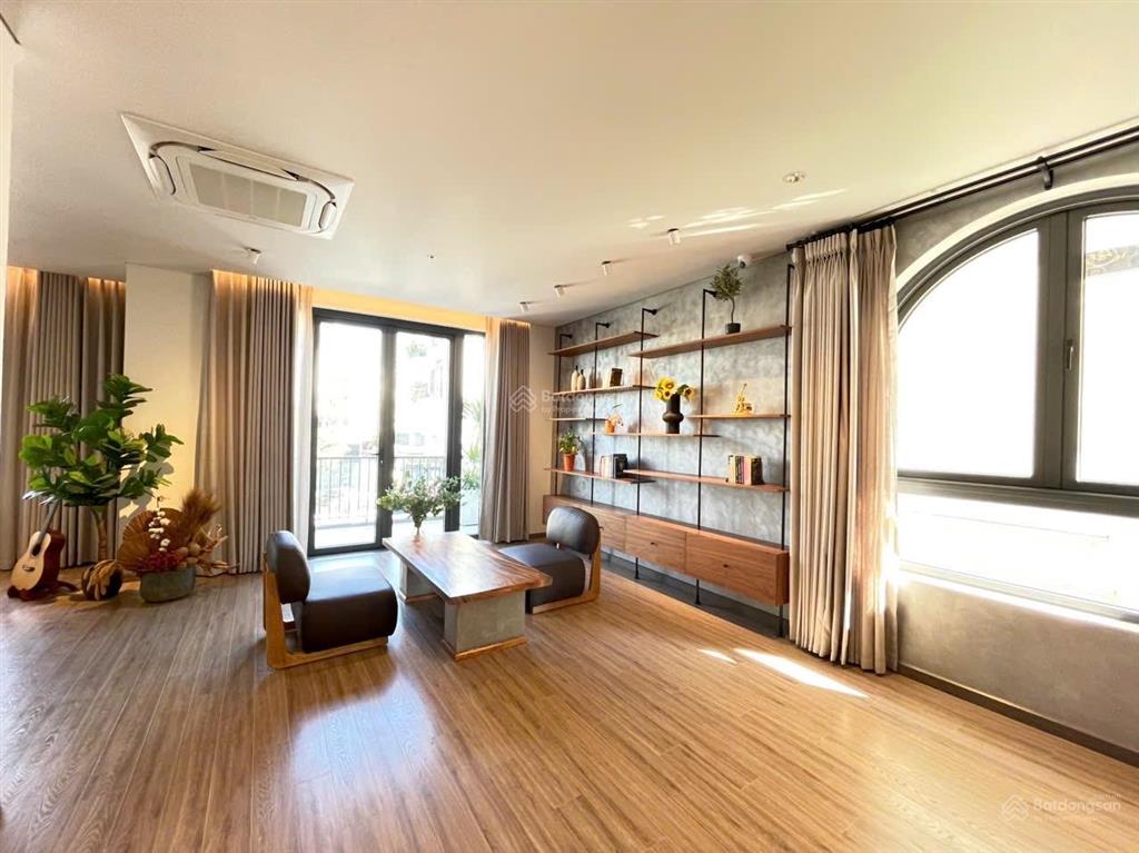 Cho thuê biệt thự saigon đảo kim cương quận 2. full nội thất cao cấp  14*20m  1 hầm 1 trệt 3 lầu