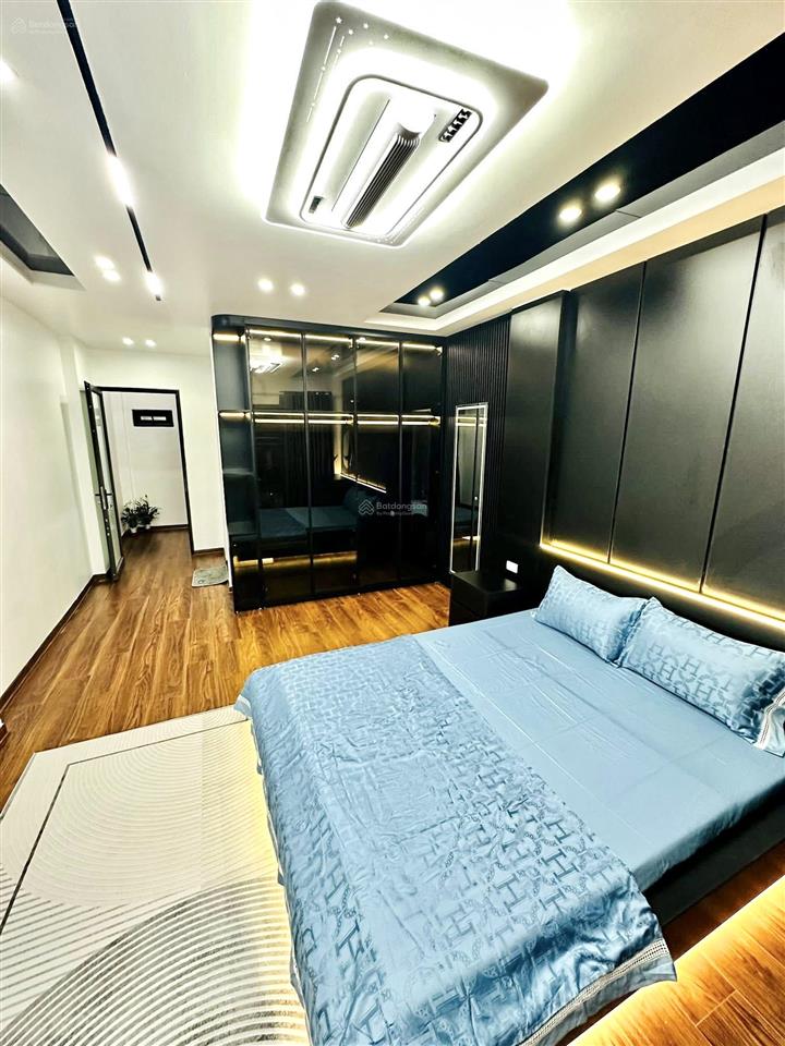 Cự lộc  thanh xuân  nhà mới 35m x 4 tầng  tặng full nội thất  giá 10.85 tỷ (tl)