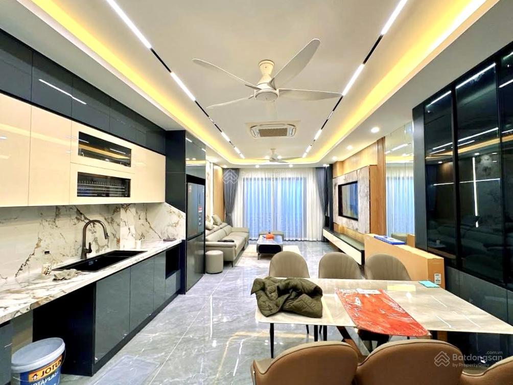 Phân lô quân đội  phùng chí kiên  56m x 7 tầng tm  gara oto  full nội thất  giá 29.7 tỷ (tl)