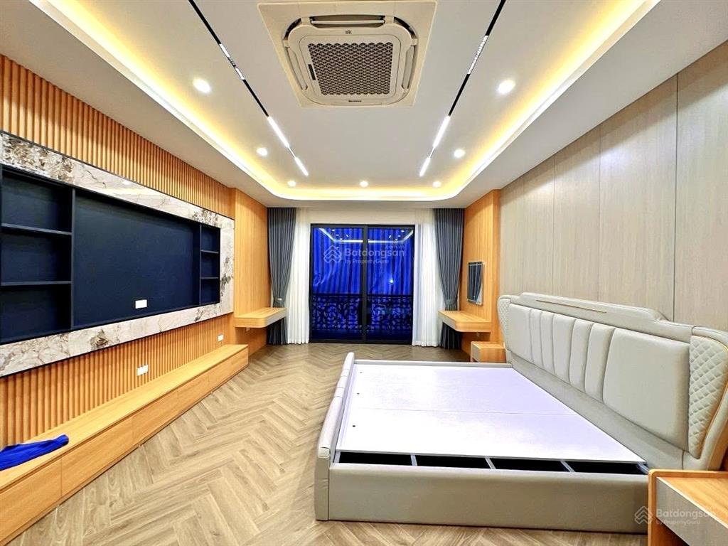 Phân lô quân đội  phùng chí kiên  56m x 7 tầng tm  gara oto  full nội thất  giá 29.7 tỷ (tl)