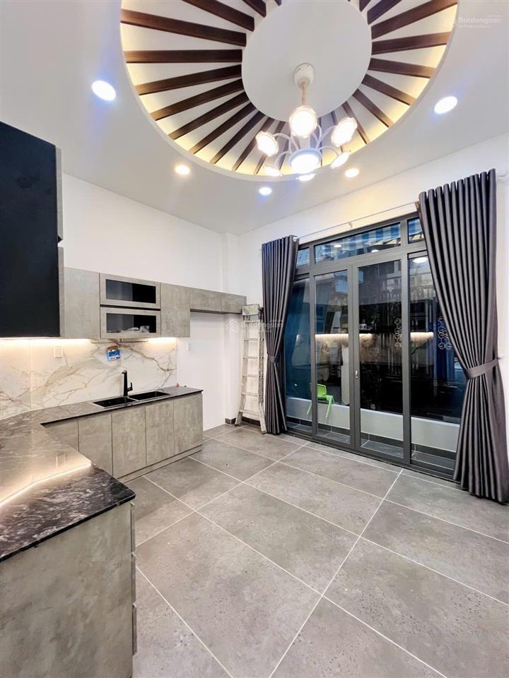 Về giá sốc! đối diện công viên  đẹp nhất cung đường  dt 4,6x20m (88m2) nhà 5 tầng  15,2 tỷ tl