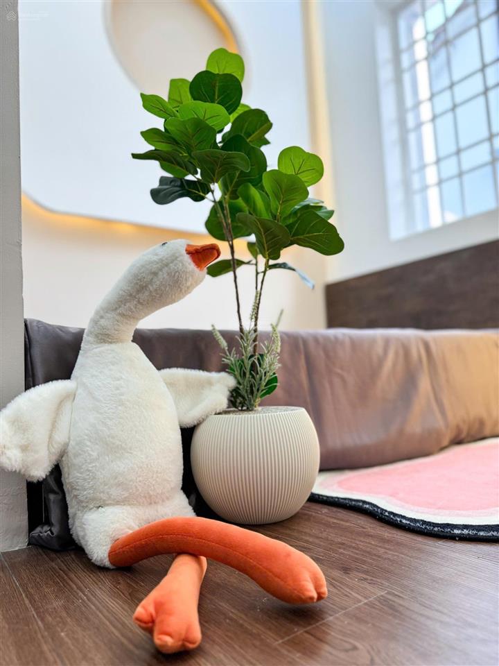 Dưới 8 tỷ bán luôn bán gấp!!mặt tiền k300ngang4,2mnhà 2 tầng đẹptặng full nội thất