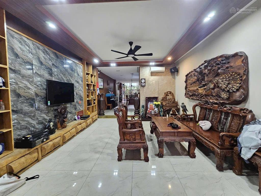 23,9 tỷrẻ quá 143triệu/1m2 mtkd ca văn thỉnh6 tầng, thang máy (xây 2023)dt khủng 5x27m (132m2)