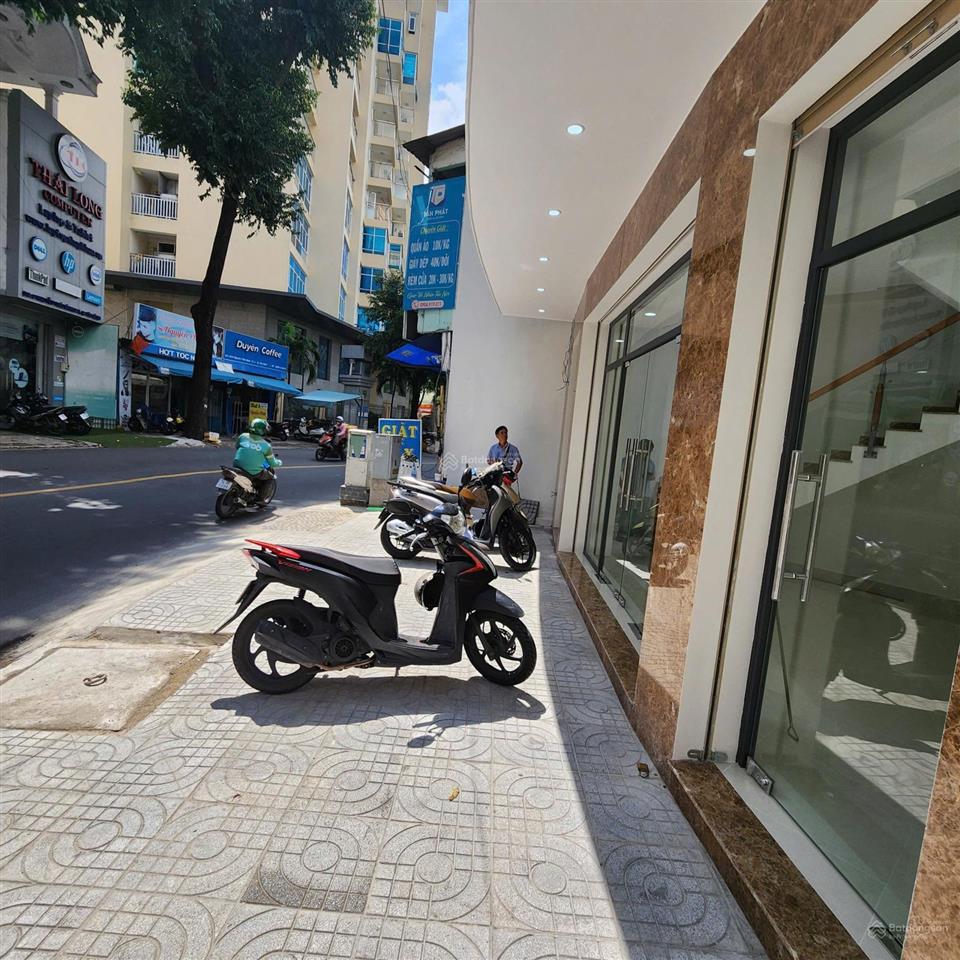 Duy nhất!!! chỉ 11.5 tỷ tl mtkd nguyễn thái bình ngang 10m 3 tầng mới tinh gần sân bay, vincom