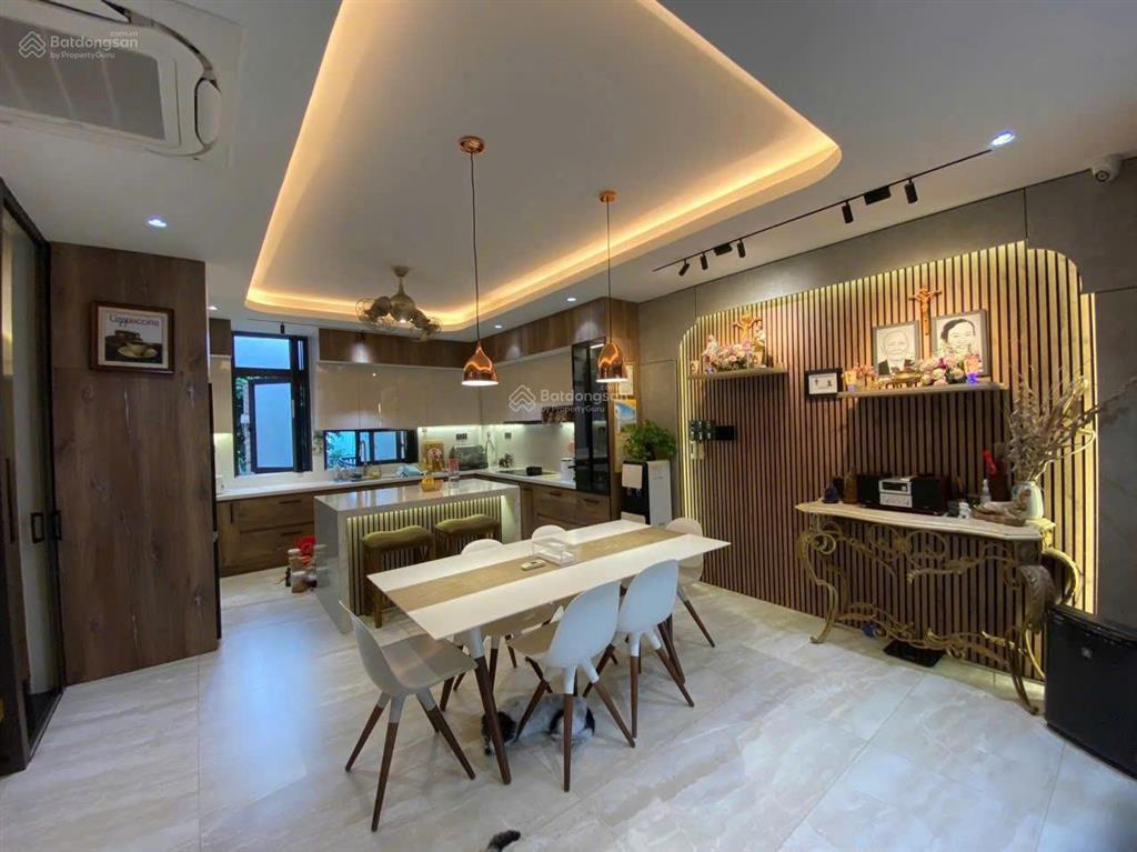 Nhỉnh 80 triệu/1m2  hưởng lợi tod  dt khủng 140m2  ngang 5,5m  khu bàu cát
