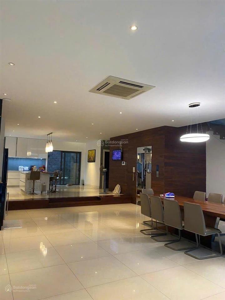 Nhỉnh 80 triệu/1m2  hưởng lợi tod  dt khủng 140m2  ngang 5,5m  khu bàu cát