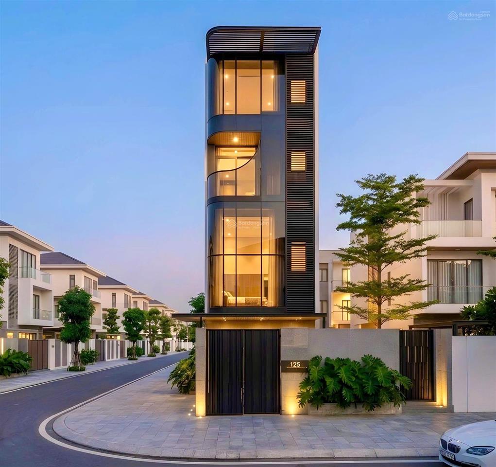 Cho thuê toà nhà góc 2mt  ni sư huỳnh liên nhà 4 tầng dt khủng 4,6x26m 75 triệu/ 1 tháng
