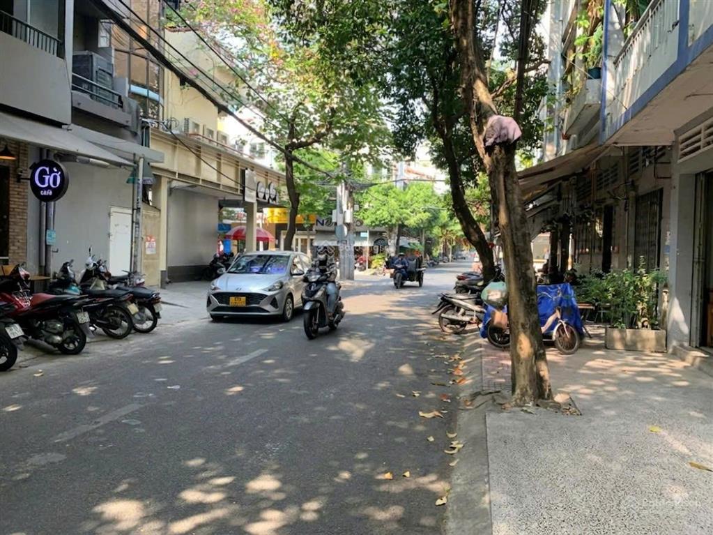 Rẻ quá  cho thuê mt bàu cát 1 lô 2 mặt tiền 6 tầng đẹp chỉ 40tr/tháng