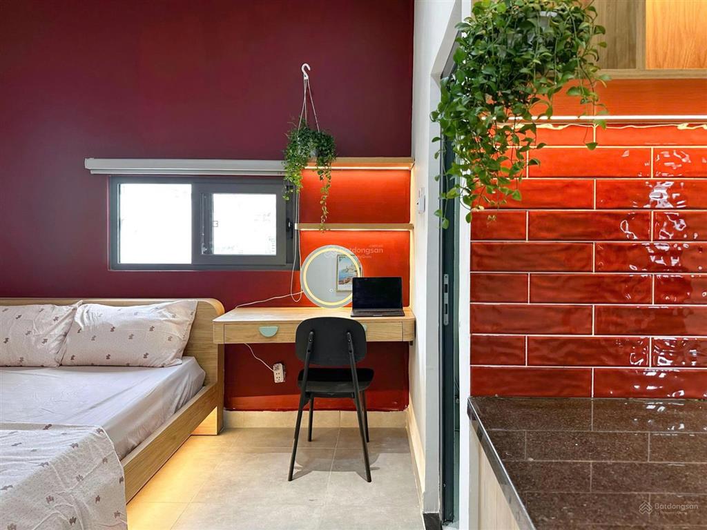 Căn hộ dịch vụ  thang máy cho thuê 30m2 tại lạc long quân, 6,3 triệu, hàng hot!!!