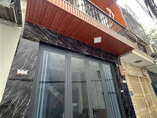 Nhỉnh 4 tỷ bán nhà mới 2 tầng 4 x 8 tân mỹ quận 7 kdc hiện hữu sổ riêng.