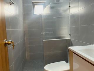 Bán nhà mới 4 tầngcó thang máy  quận 7  kdc đức khải  dt 5 x 18  4pn  giá 17.x tỷ  đường 8m