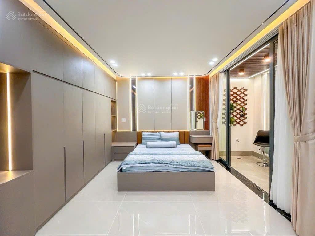 Chi 5. x tỷ nhà mới 4 tầng lô nhì huỳnh tấn phát gần tt văn hóa quận 7 ngang 5m 3pn hoàn công