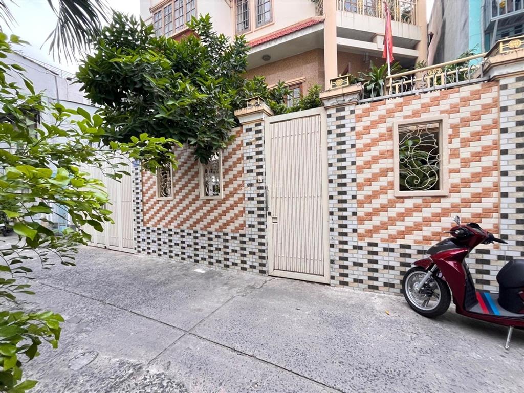 Biệt thự phố 5t  sân vườn gần quận 1  huỳnh tấn phát quận 7 dt 11x10m gara ô tô  giá 13 tỷ nhỉnh
