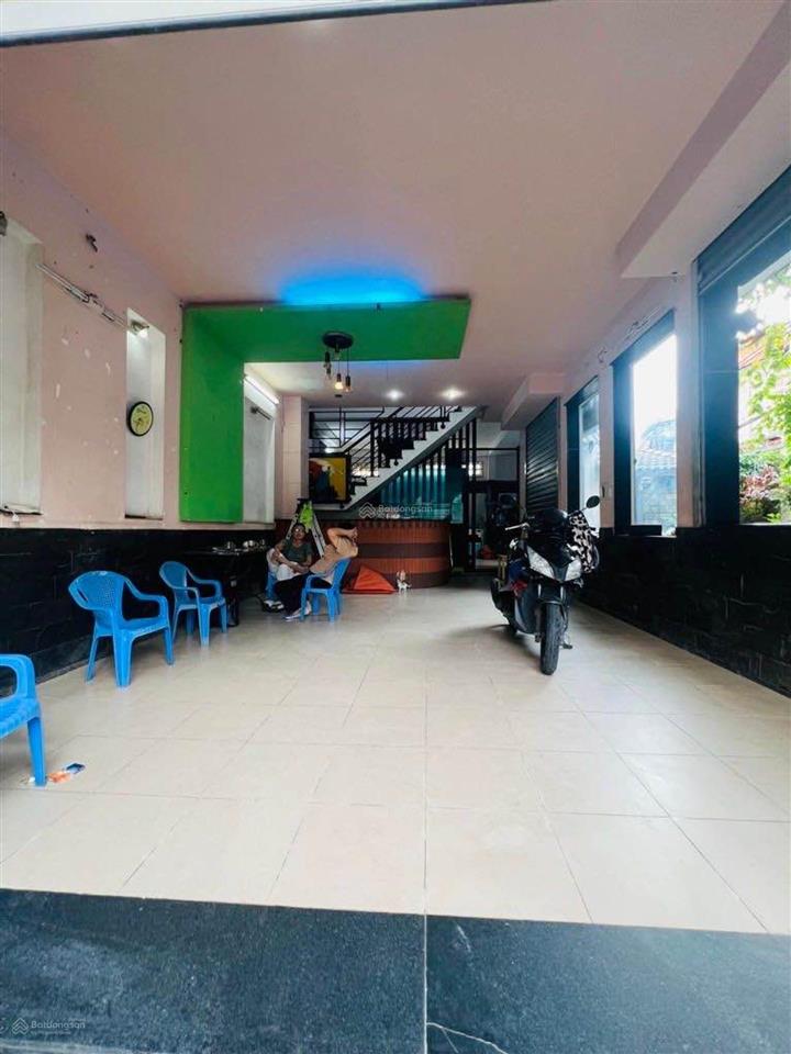 Biệt thự lô góc view đẹp tân thuận quận 7 3 tầng 6pn, 8wc shr xe hơi tránh nhau giá 12 tỷ hơn