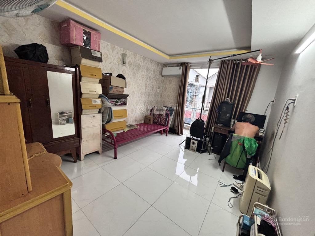 Mua 1 được 2 nhà dòng tiền 30 tr/th 8pn 4 tầng dt 7.1x15m lê văn lương giá 7 tỷ hơn shr.