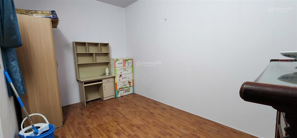 Cho thuê nhà nguyên căn 26m2x3 tầng tại ngõ 639 hoàng hoa thám, ba đình