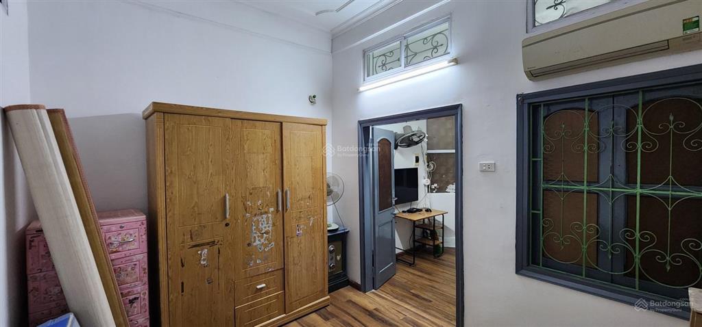 Cho thuê nhà nguyên căn 26m2x3 tầng tại ngõ 639 hoàng hoa thám, ba đình