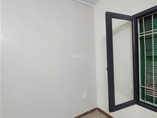 Cho thuê căn hộ tập thể kim liên