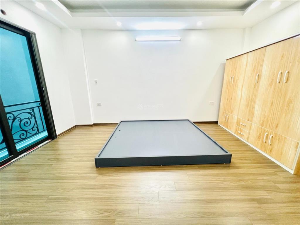Bán nhà đẹp tôn đức thắng trung tâm đống đa ngõ thông huy văn gần văn miếu quốc tử giám