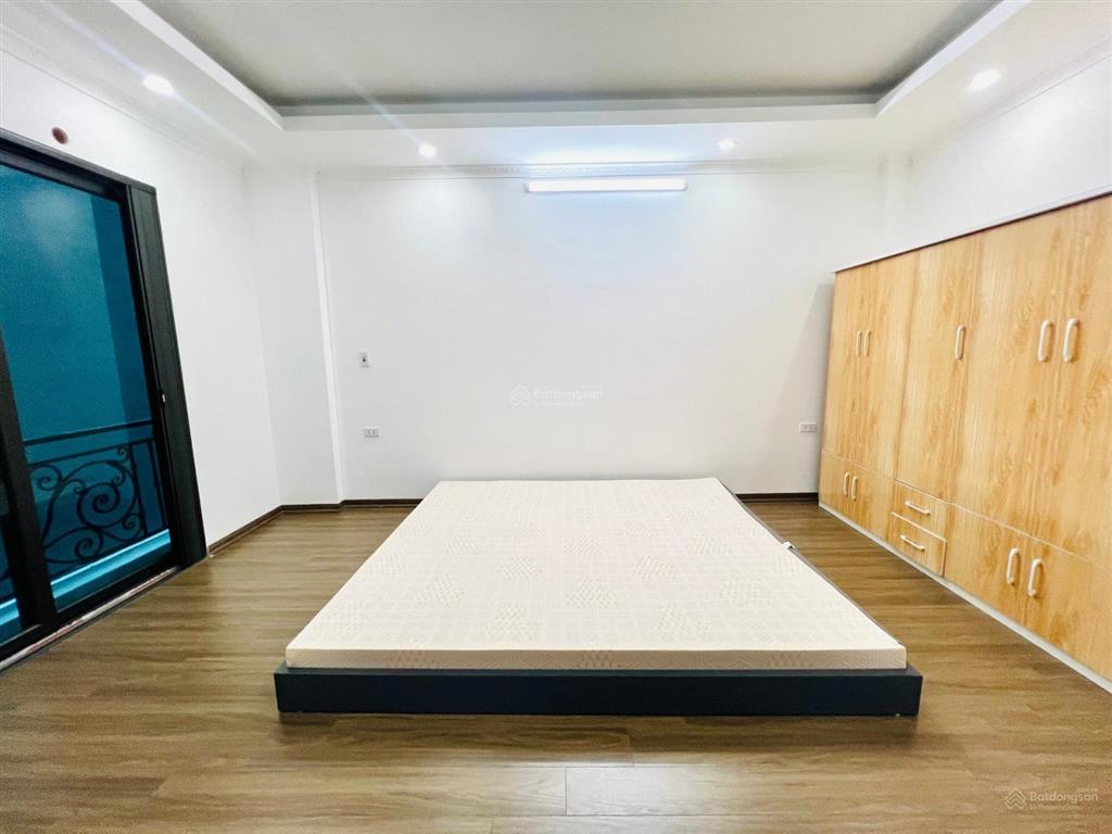 Bán nhà đẹp tôn đức thắng trung tâm đống đa ngõ thông huy văn gần văn miếu quốc tử giám