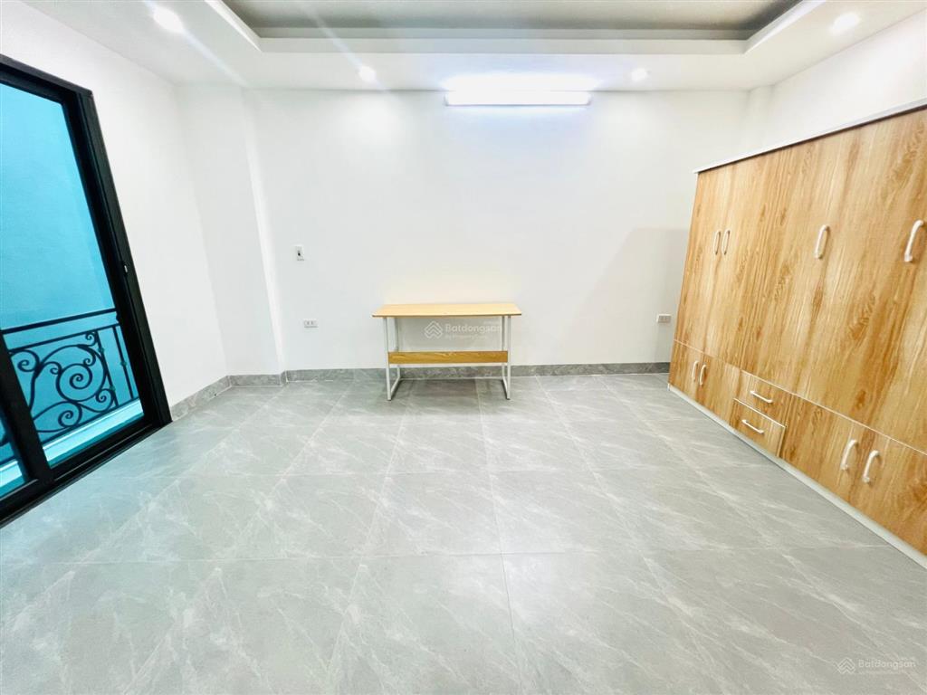 Bán nhà đẹp tôn đức thắng trung tâm đống đa ngõ thông huy văn gần văn miếu quốc tử giám
