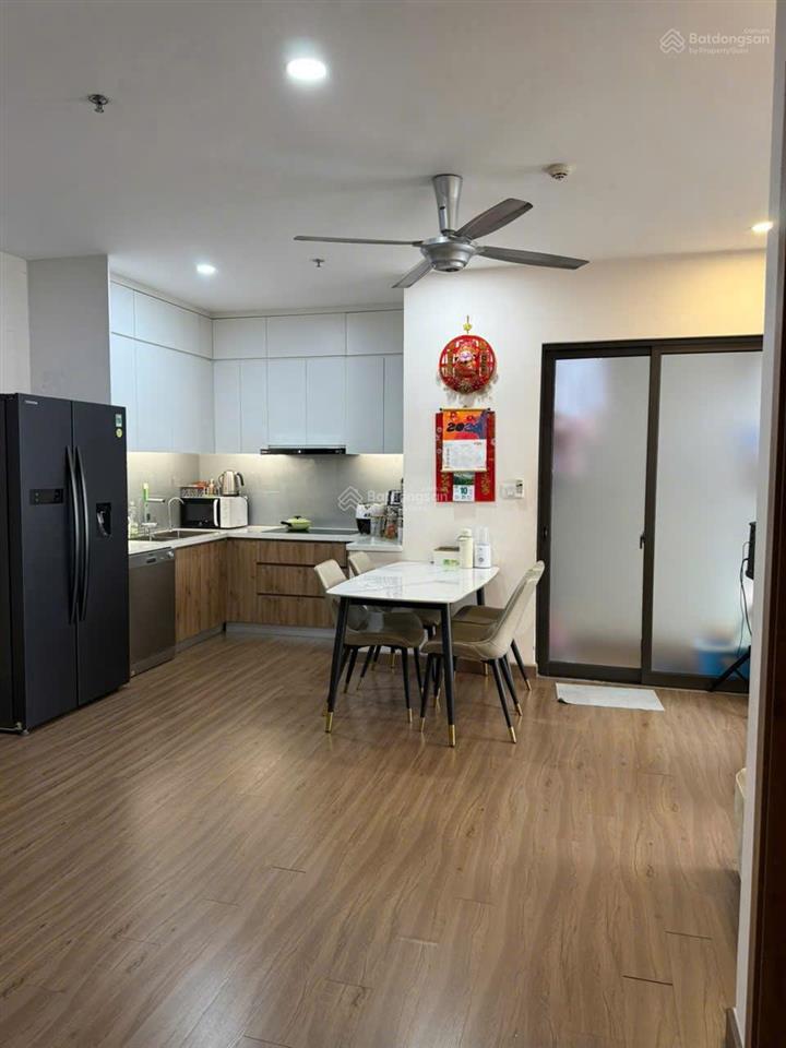 Studio landmark view trọn sông hồng, cực phẩm hoàng hôn giá tốt 3 tỷ đủ đồ, cho thuê 9tr/tháng.