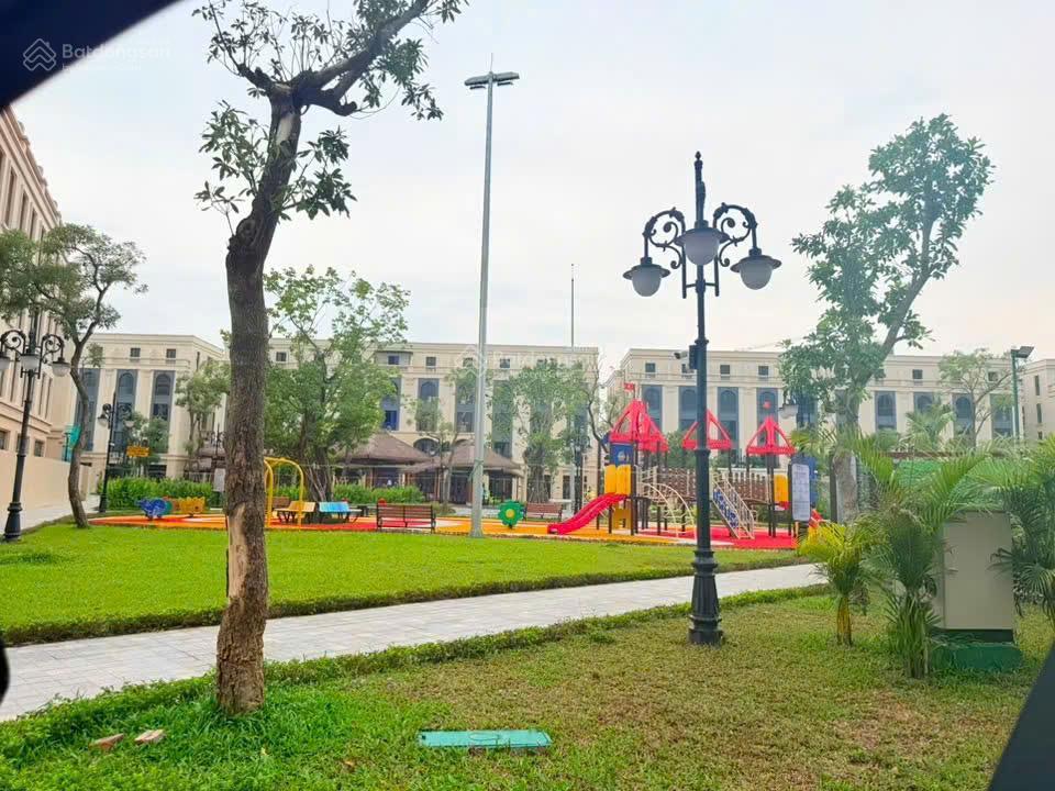 Lk ngôi sao 67,5m2 giá chỉ 19 tỷ, cạnh công viên, chung cư, giá giảm 2tỷ với 2025,  em 0962 284 ***