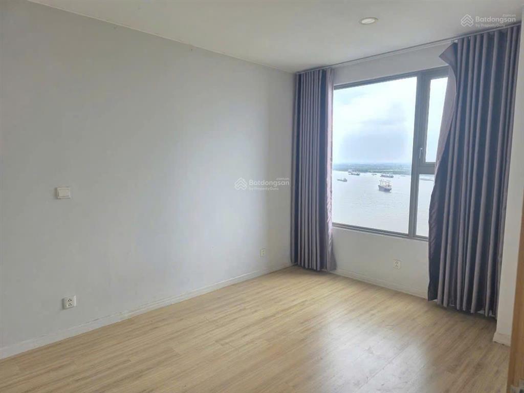 Qúa rẻ cho căn 2pn, 2wc angia riverside quận 7 view sông giá thuê chỉ 9 triệu/ tháng.