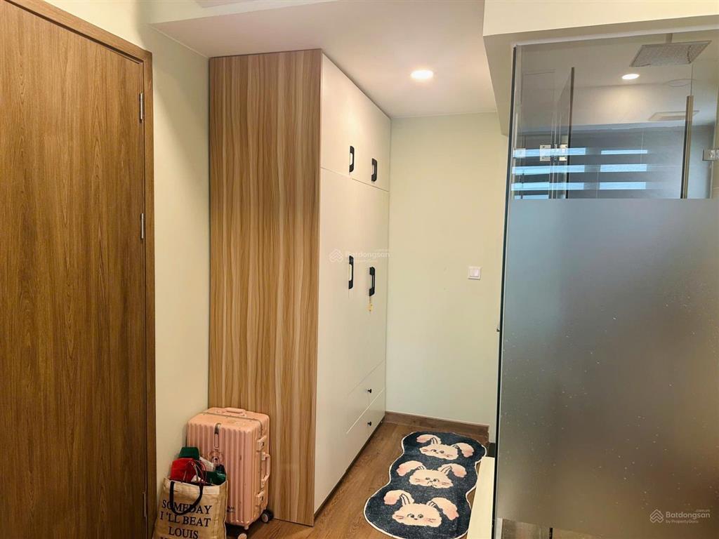 Chính chủ bán sky 89 quận 7 72m2, 2pn, 2wc full nội thất sổ hồng view sông giá chỉ 5,8 tỷ.