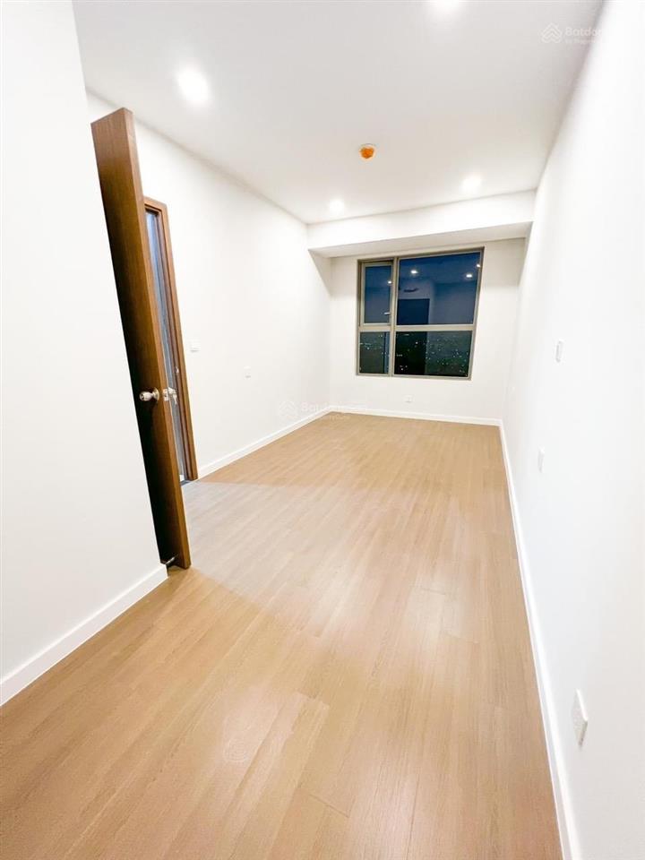 Bán nhanh river panorama quận 7  sổ hồng  2pn, 1wc  giá bán 3,8 tỷ giá hời