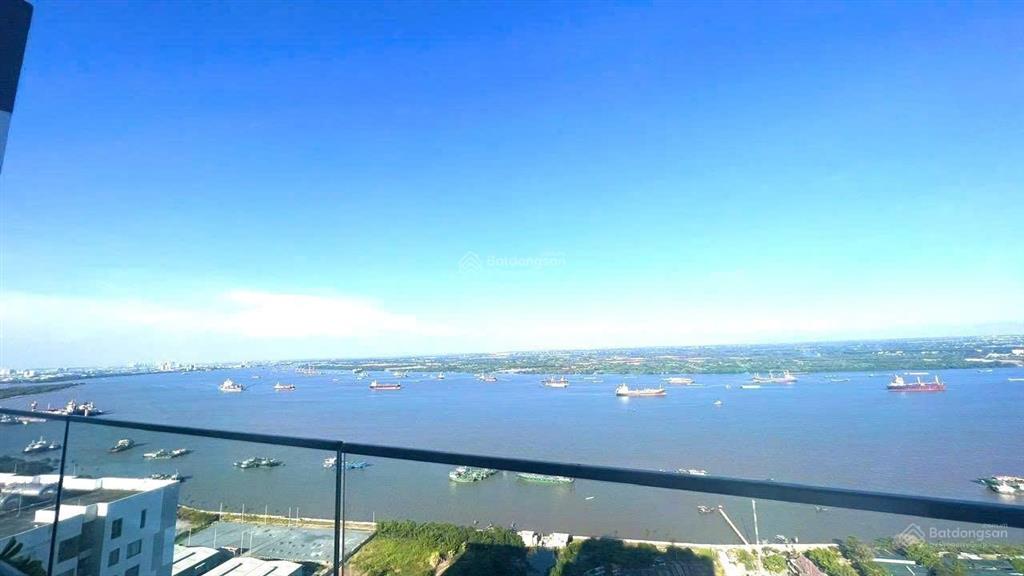 Chính chủ cho thuê sky 89 quận 7 114m2, 3pn, 2w full nội thất cao cấp hướng đông nam view sông.