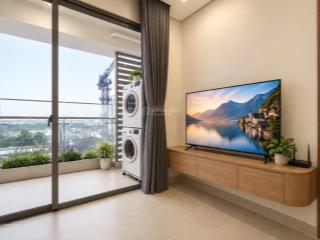Cho thuê river panorama  65m2, 2pn, 2wc  full nội thất cao cấp  view hướng q1 không bị nắng.