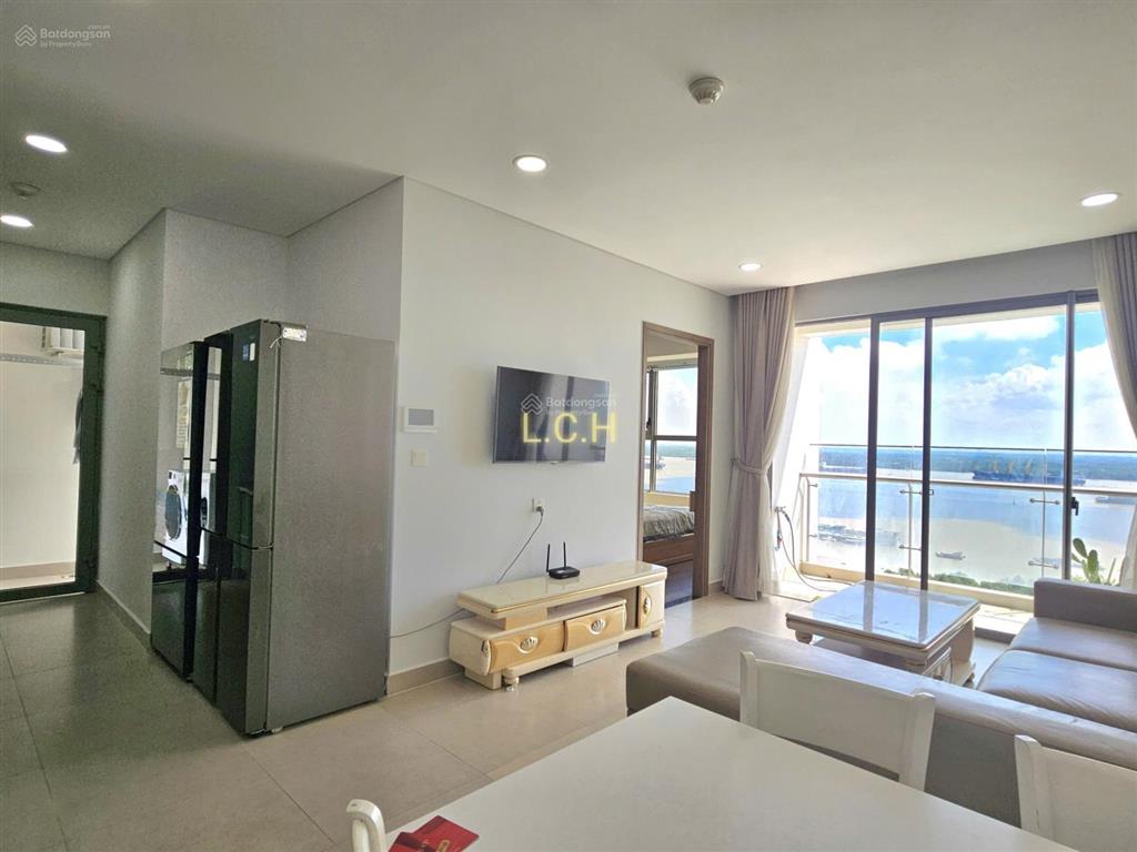 Bán nhanh sky 89 quận 7  72m2, 2pn, 2wc, view sông  full nội thất  giá bán 5,25 tỷ  sẵn sổ hồng