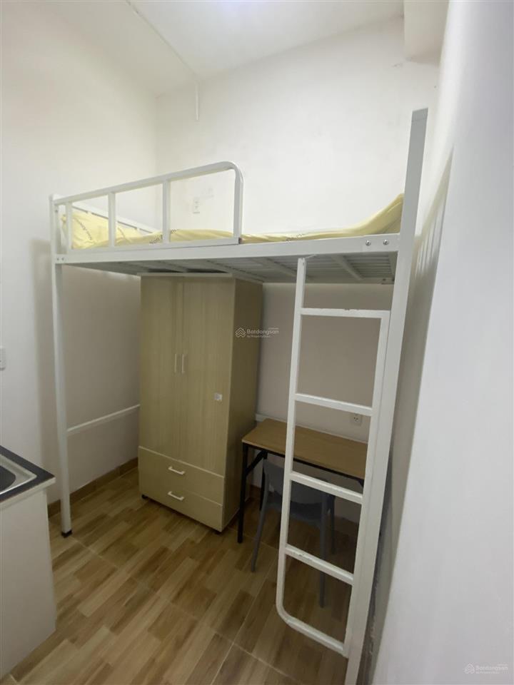 Cho thuê căn hộ dịch vụ tại phố đi bộ khu manhattan p. long bình thủ đức. đi lại vô cùng thuận lợi