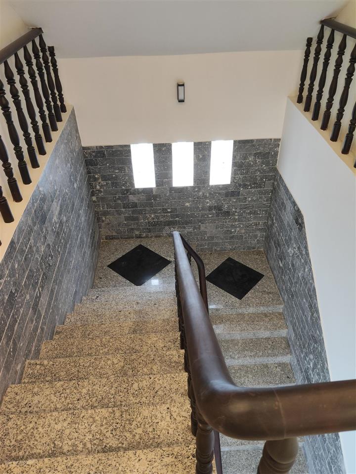 Chính chủ cần bán căn biệt thự rộng 300m2 đất nhà có 3 lầu 8 phòng ngủ 7wc bán 12,5 tỷ thương lượng