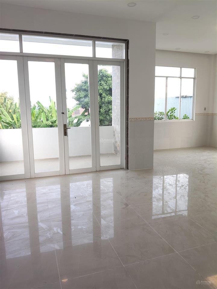 Chính chủ cần bán căn biệt thự rộng 300m2 đất nhà có 3 lầu 8 phòng ngủ 7wc bán 12,5 tỷ thương lượng