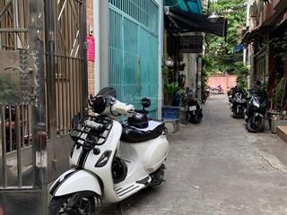 Bán chung cư cũ cầu thang bộ đường lê văn sĩ quận 3 nhà có sổ hồng 60m2 2 phòng ngủ 2wc nhà nát