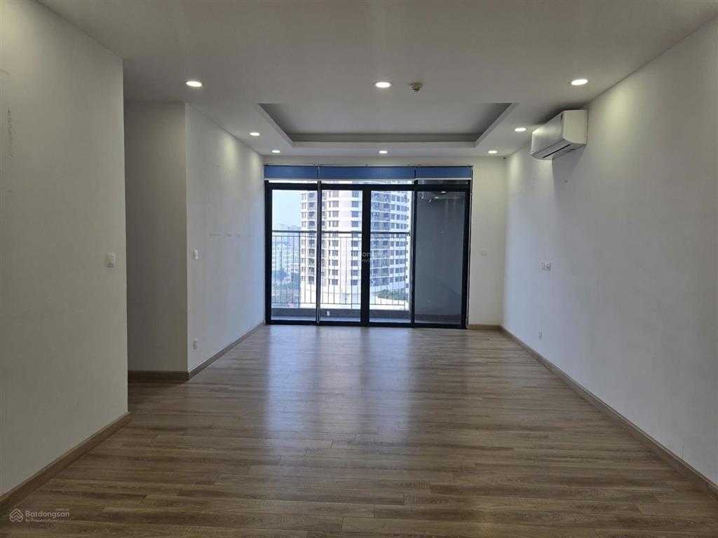 Chính chủ bán căn hộ 3pn hà nội paragon 109m tầng cao hướng đông bắc giá 9,7 tỷ bao phí