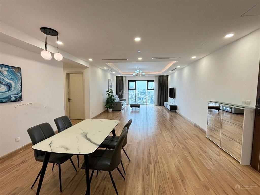 Cho thuê căn hộ paragon 3 ngủ full đồ 86 duy tân, cầu giấy