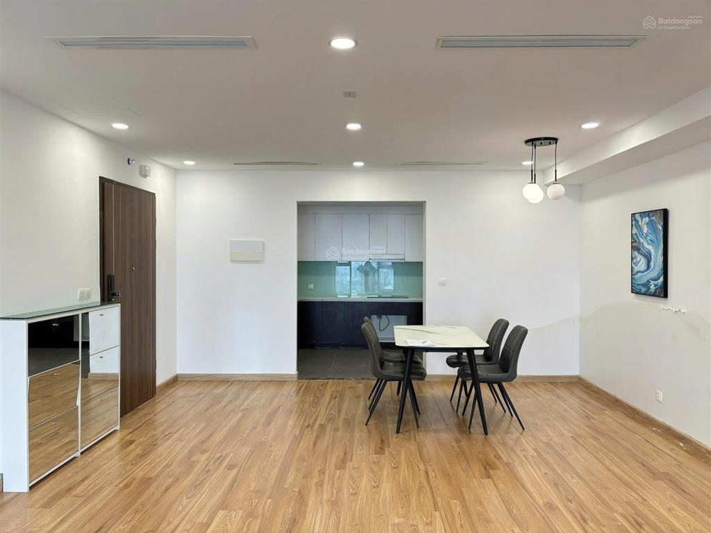Cho thuê căn hộ paragon 3 ngủ full đồ 86 duy tân, cầu giấy