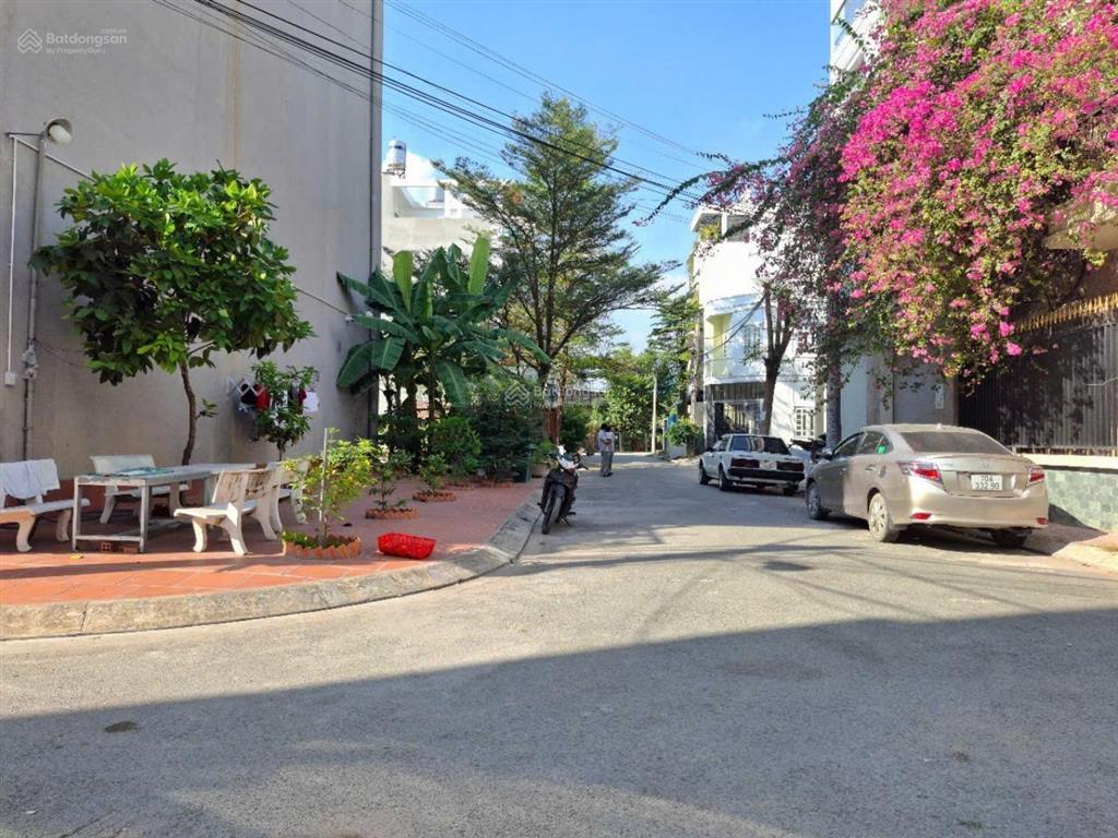 Bán nhà 4,19tỷ(bớt lộc),hẻm 1 sẹt ô tô quay đầu,gần metrolàng đại họcsuối tiên