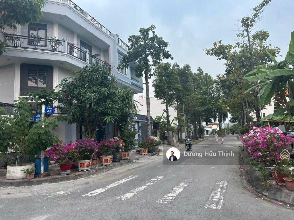 Chủ gửi . lô đất 100m2 khu thanh thiếu niên miền nam đường bưng ông thoàn