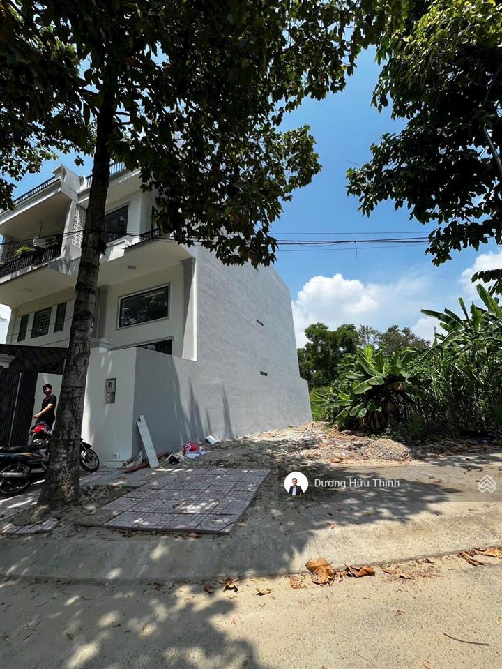 Chủ gửi . lô đất 100m2 khu thanh thiếu niên miền nam đường bưng ông thoàn