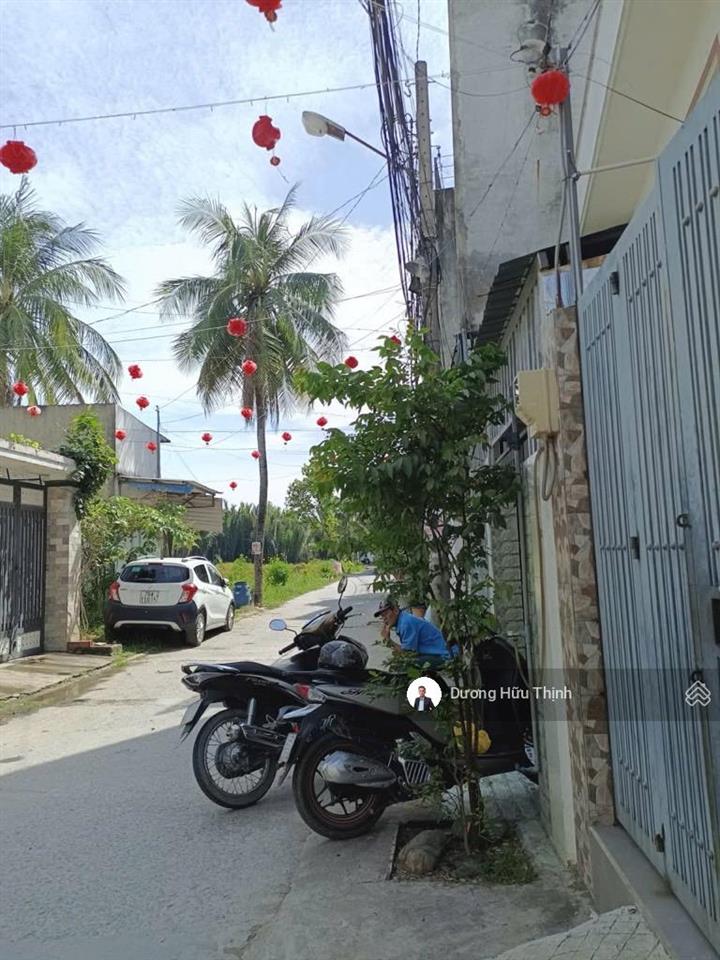 Nhà 3 tầng (4x15)  hẻm xe hơi vào nhà  sát bên trường đh tài chính marketing
